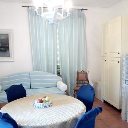 One Bedroom Appartement With Sea View Enclosed Garden And Wifi At Torre Del Greco 6 Km Away From The Beach Торре-дель-Греко Экстерьер фото