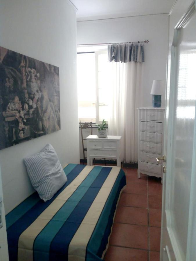 One Bedroom Appartement With Sea View Enclosed Garden And Wifi At Torre Del Greco 6 Km Away From The Beach Торре-дель-Греко Экстерьер фото
